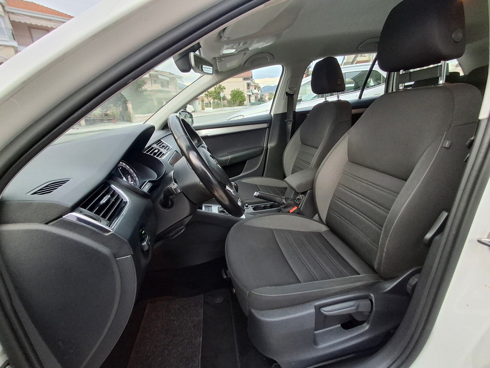 Skoda Octavia 2.0 TDI AMBITION LIMITED DSG COMBI - ΧΩΡΙΣ ΦΠΑ — 12