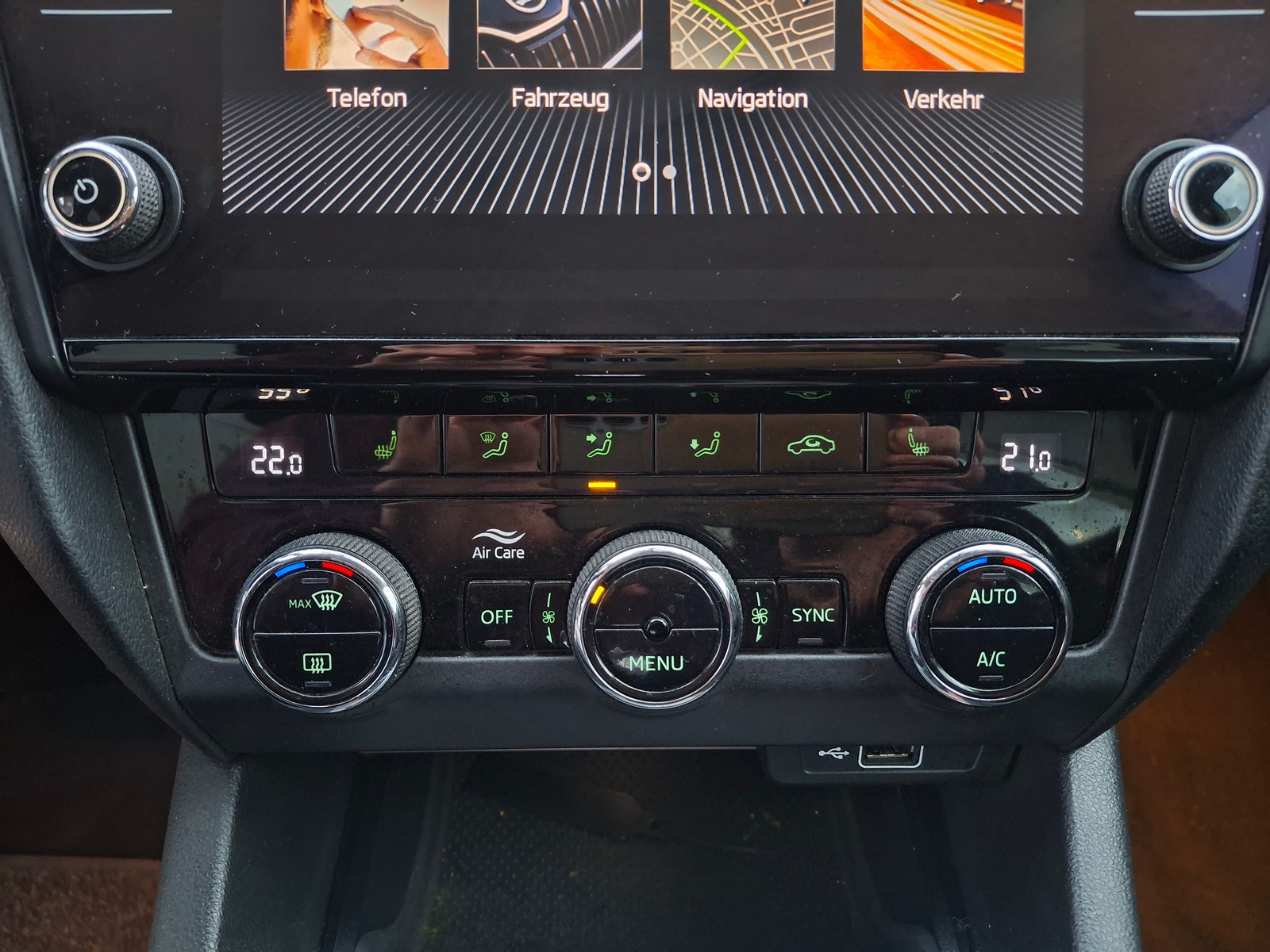 Skoda Octavia 2.0 TDI AMBITION LIMITED DSG COMBI - ΧΩΡΙΣ ΦΠΑ — 24