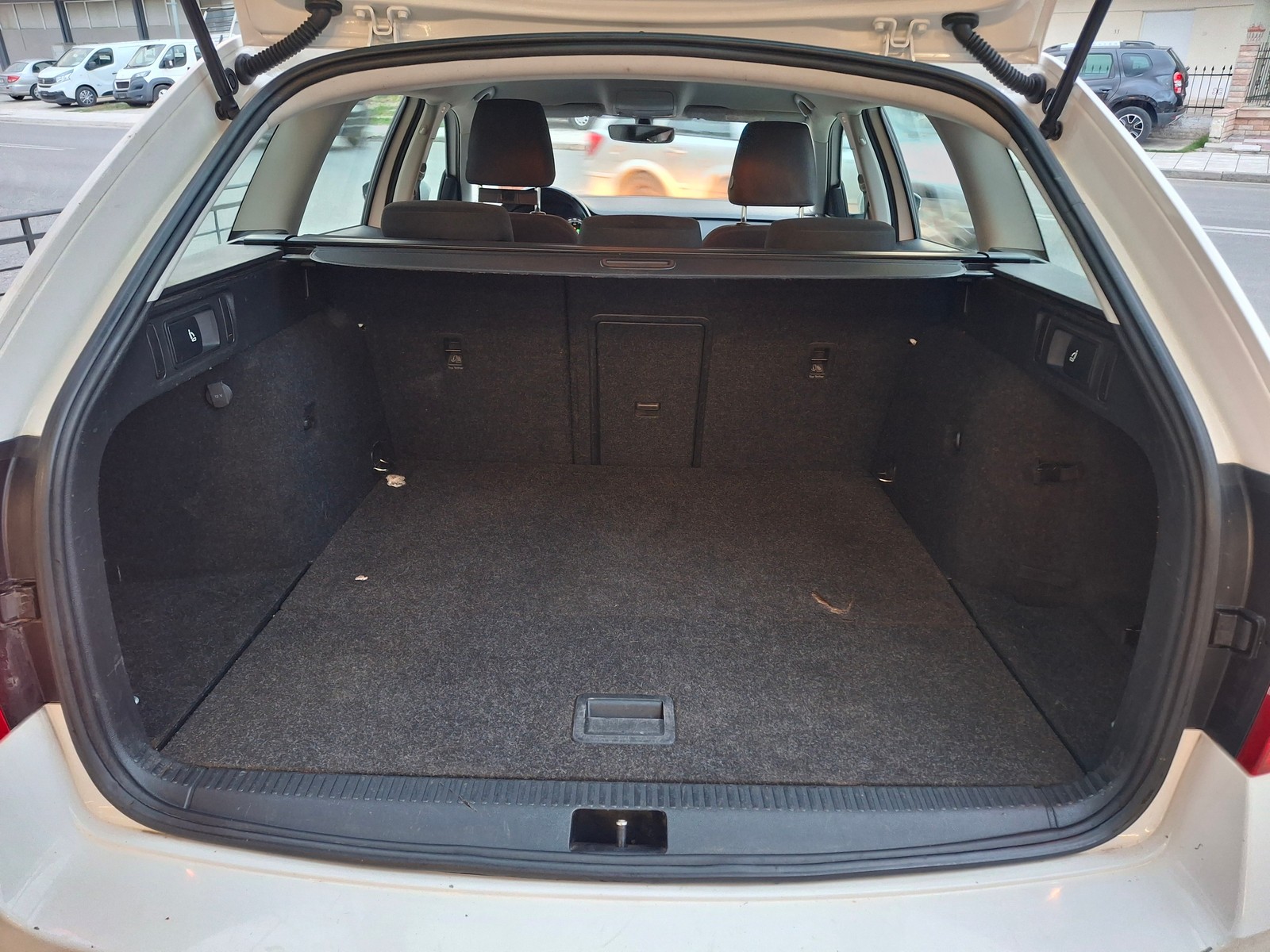 Skoda Octavia 2.0 TDI AMBITION LIMITED DSG COMBI - ΧΩΡΙΣ ΦΠΑ — 39