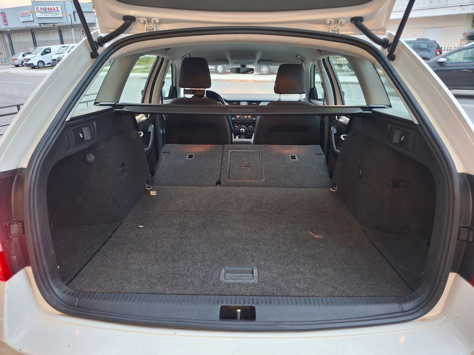 Skoda Octavia 2.0 TDI AMBITION LIMITED DSG COMBI - ΧΩΡΙΣ ΦΠΑ — 40