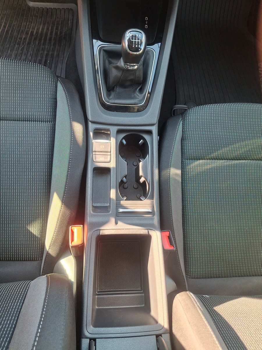 Skoda Octavia 2.0 TDI Ambition Combi-ΧΩΡΙΣ ΦΠΑ (τιμή για ΤΑΧΙ) — 24