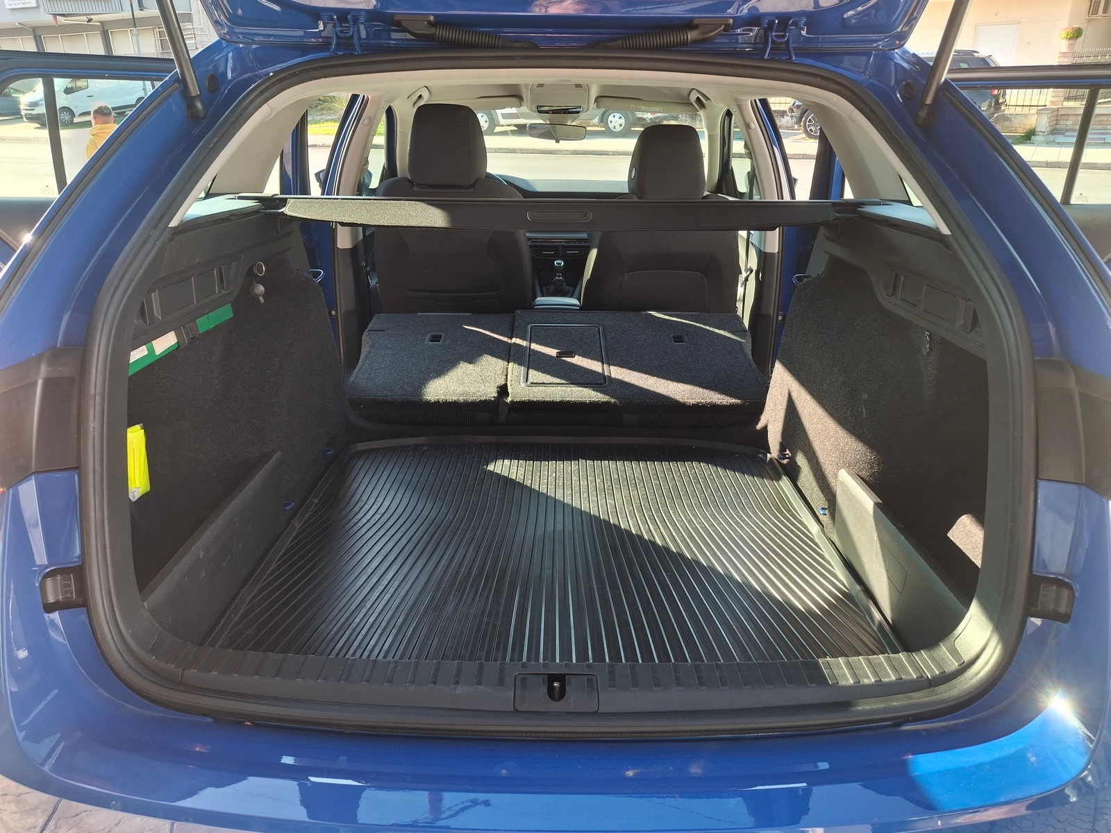 Skoda Octavia 2.0 TDI Ambition Combi-ΧΩΡΙΣ ΦΠΑ (τιμή για ΤΑΧΙ) — 39