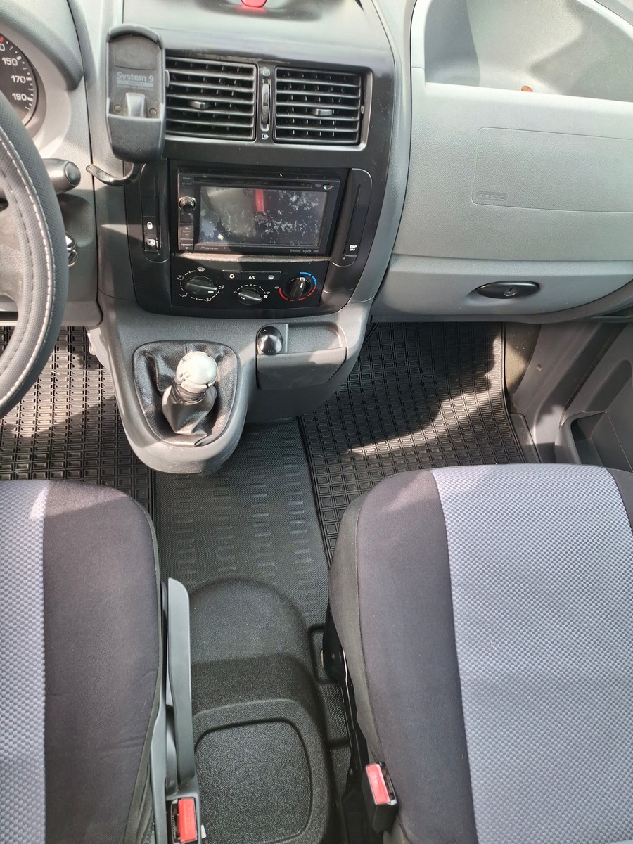Peugeot Expert — 20