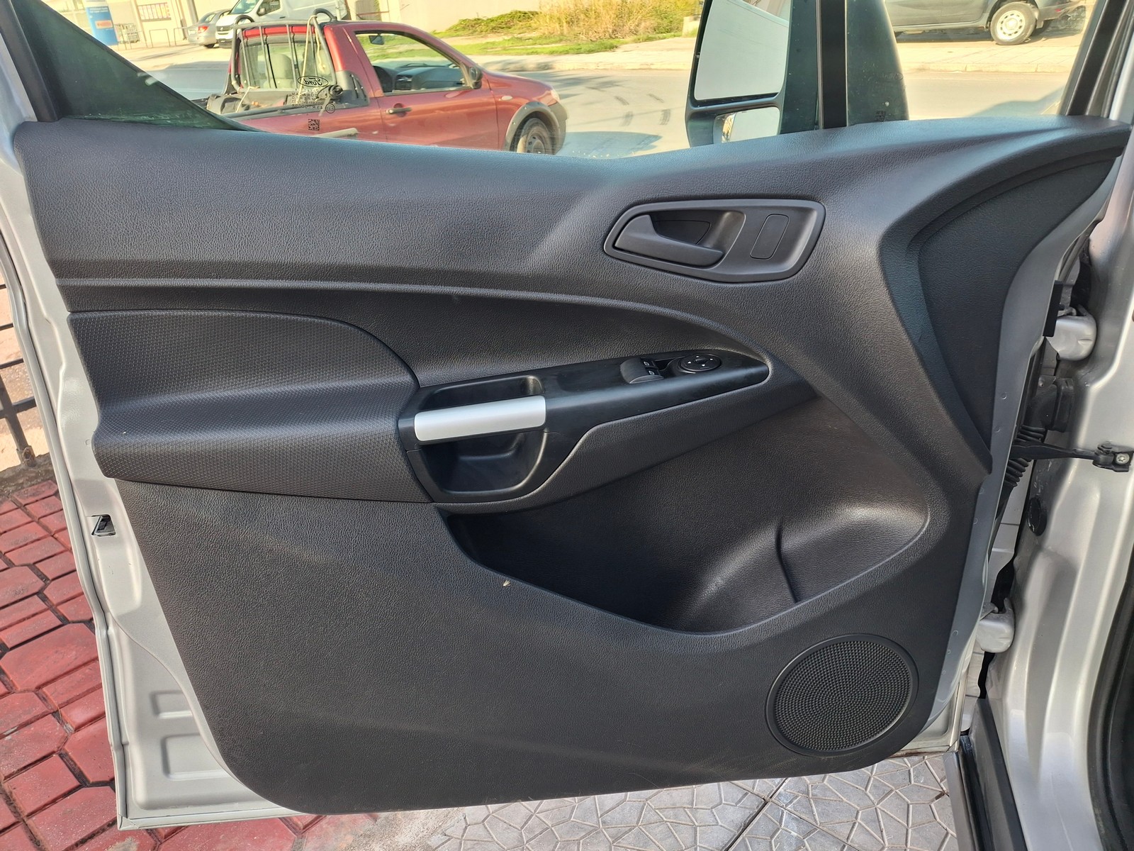 Ford Transit 1.5 TDCi Kasten Trend Lang — 9