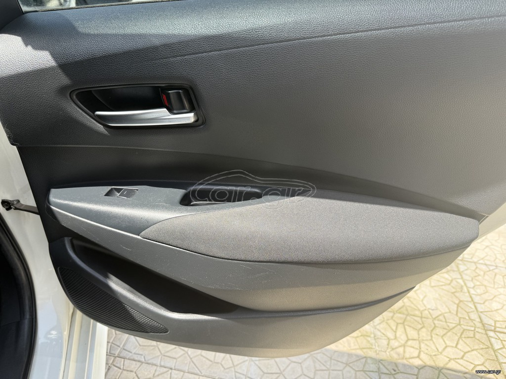 Toyota Corolla 1.8 Hybrid Active Tech SW-ΕΓΓΥΗΣΗ ΑΝΤΙΠΡΟΣΩΠΕΙΑΣ ΕΩΣ 2030 — 29