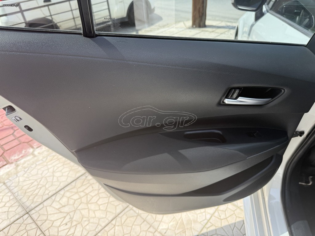Toyota Corolla 1.8 Hybrid Active Tech SW-ΕΓΓΥΗΣΗ ΑΝΤΙΠΡΟΣΩΠΕΙΑΣ ΕΩΣ 2030 — 32