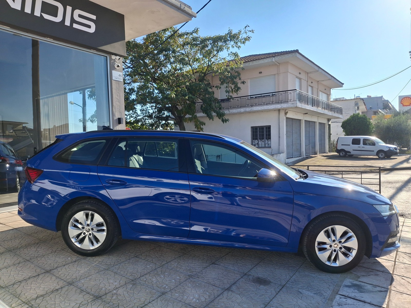 Skoda Octavia 2.0 TDI Ambition Combi — 4