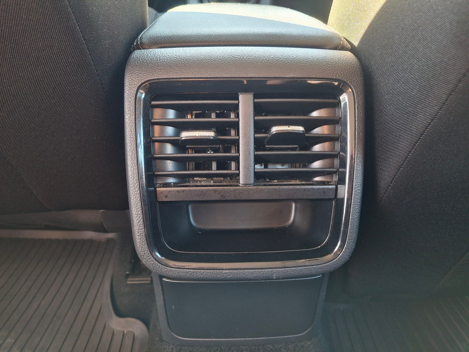 Skoda Octavia 2.0 TDI Ambition Combi — 36