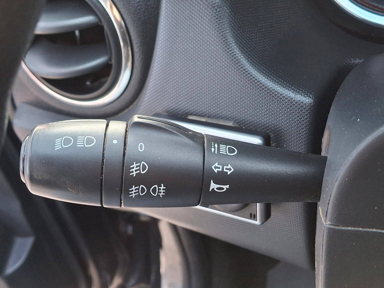 Dacia Duster 1.5 dCi Laureate 4x4 — 16