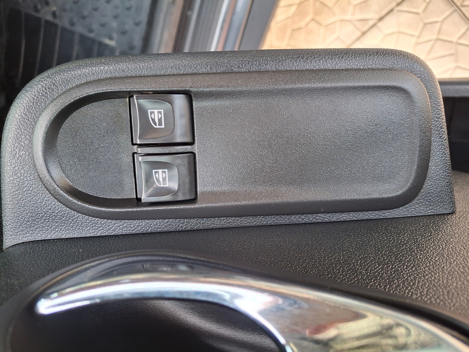 Dacia Duster 1.5 dCi Laureate 4x4 — 10